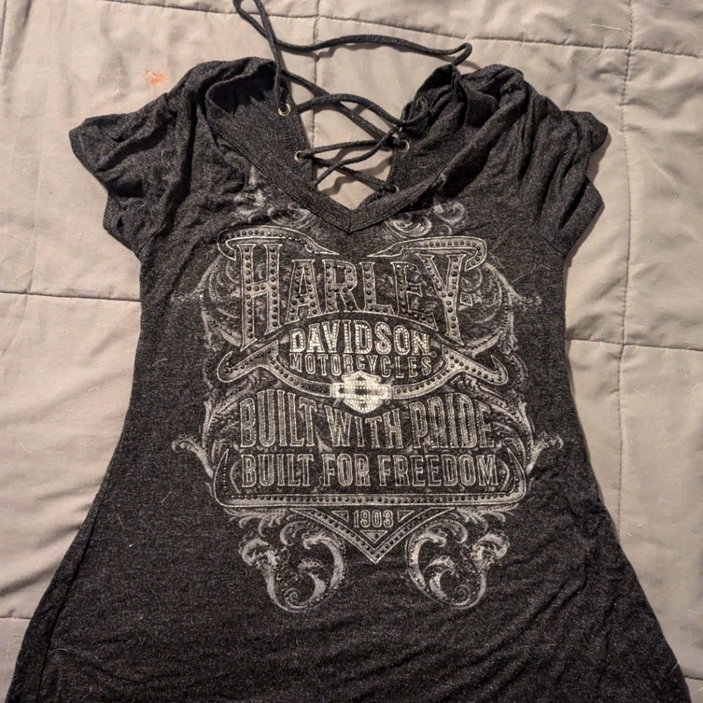 Women's Harley Davidson shirt